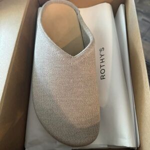 New Rothy’s the casual clog